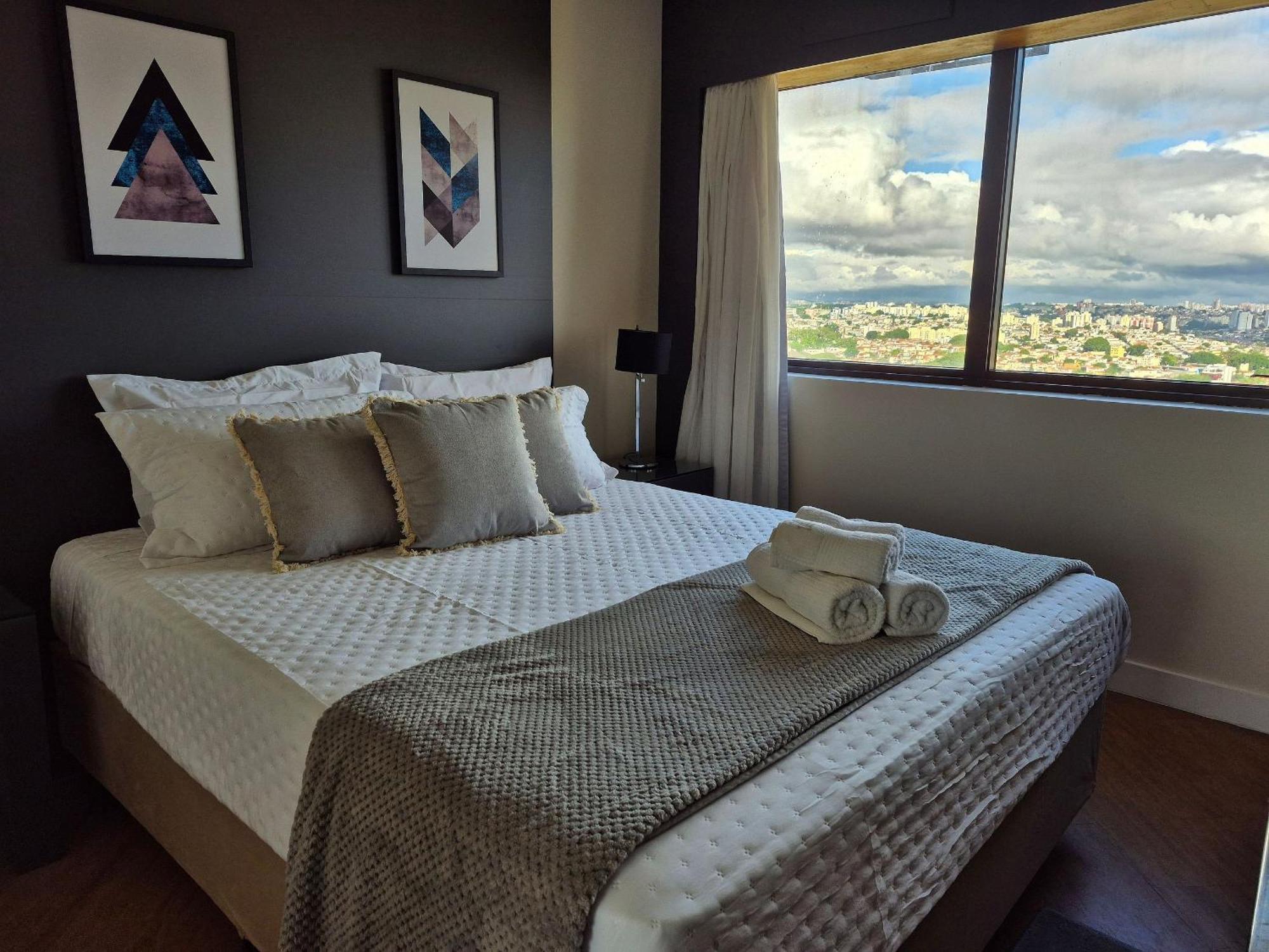 Luxo Congonhas Com Sofa Cama 4*